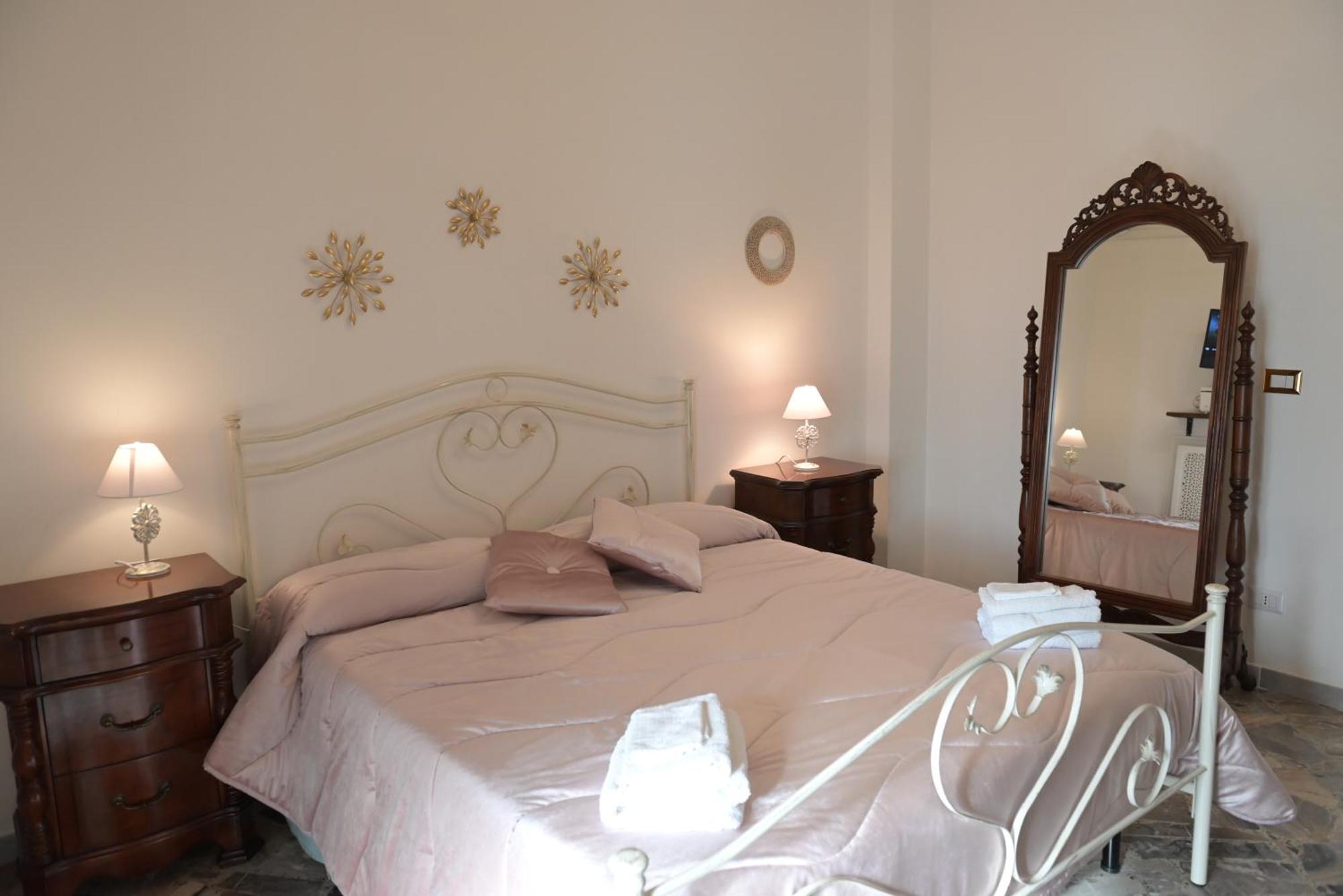 The Rooms Of Swami Bari Eksteriør billede